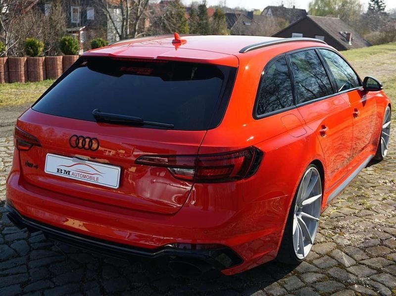 Gebraucht Audi RS4 Ambiente 450 PS (330 kW) 2018 Misanorot perleffekt Kombi