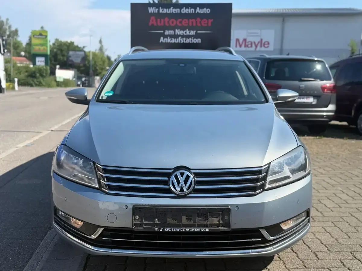 Gebraucht VW Passat Highline 140 PS (102 kW) 2013 Grau Kombi