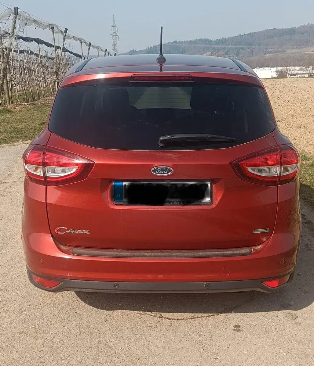 Gebraucht Ford C-MAX Titanium 150 PS (110 kW) 2017 Rot Van / Kleinbus