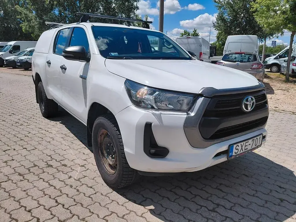 Gebraucht Toyota HiLux 150 PS (110 kW) 2021 Weiß Pickup