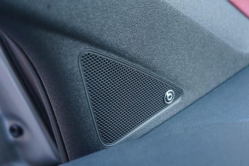 Second-hand Seat Mii Chic 75 CP (55 kW) 2019 Argintiu Hatchback