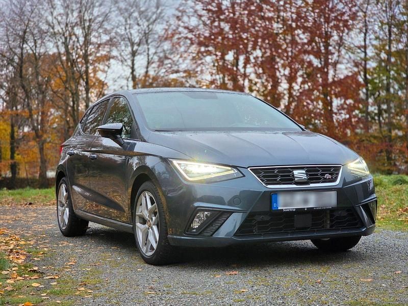 Grau Gebraucht 2021 Seat Ibiza Beats Kleinwagen | 13.990 € (Superpreis) - Bild 1/4