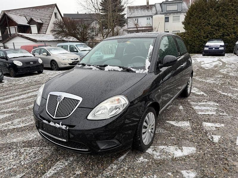 Schwarz Gebraucht 2010 Lancia Ypsilon Kleinwagen | 2.500 € (Fairer Preis) - Bild 1/4