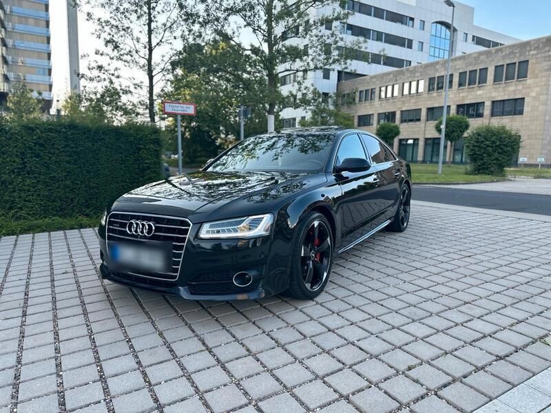 Schwarz Gebraucht 2016 Audi A8 Comfort Limousine | 27.000 € (Etwas zu teuer) - Bild 1/4
