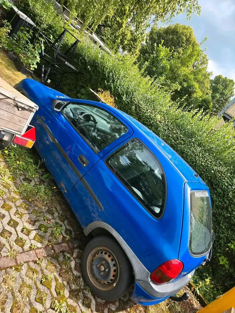 Gebraucht Opel Corsa 55 PS (40 kW) 1998 Blau Kleinwagen