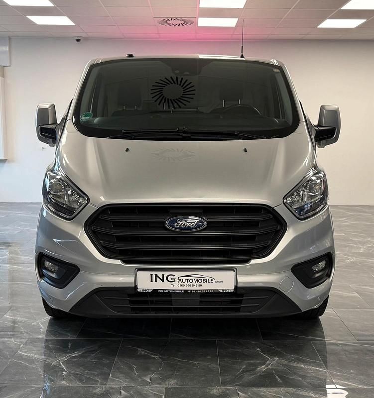 Silber Gebraucht 2019 Ford Transit Custom Van / Kleinbus | 12.499 € (Superpreis) - Bild 1/4