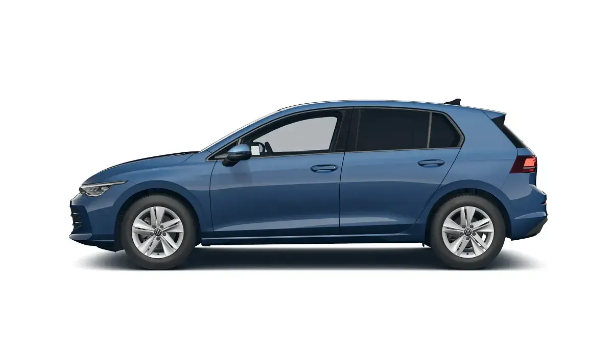 Gebraucht VW Golf VIII Life 116 PS (85 kW) 2024 Anemonenblau metallic Limousine