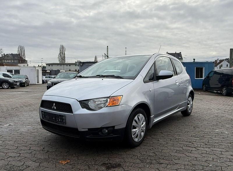 Gebraucht Mitsubishi Colt 75 PS (55 kW) 2012 Silber Kleinwagen