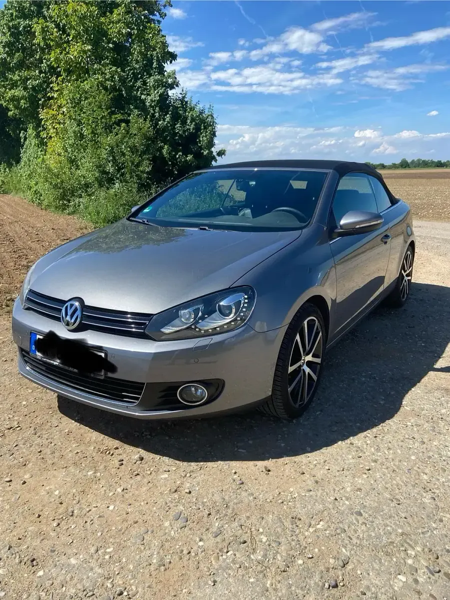 Gebraucht VW Golf Cabriolet Exclusive 160 PS (117 kW) 2012 Grau Cabrio