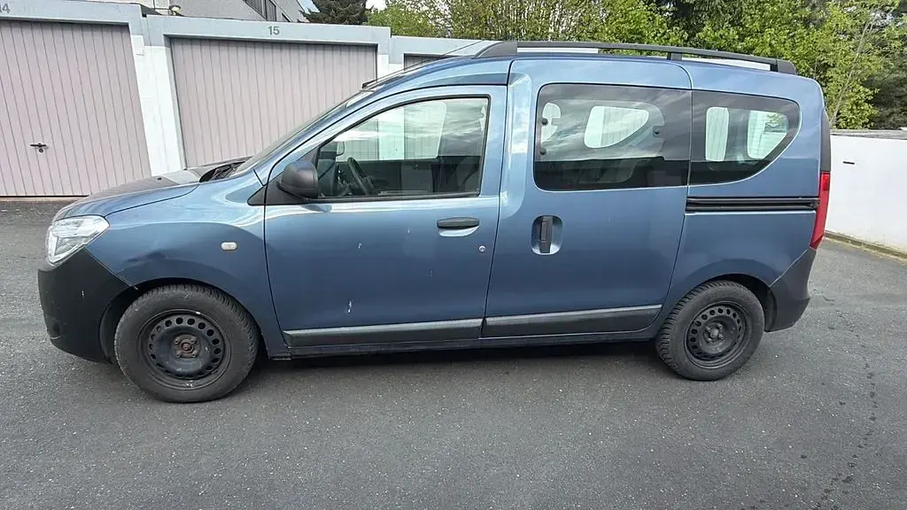 Gebraucht Dacia Dokker Ambiance 116 PS (85 kW) 2013 Blau Van / Kleinbus