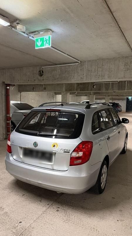 Gebraucht Skoda Fabia 60 PS (44 kW) 2009 Silber Kombi