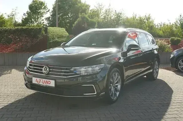 Gebraucht VW Passat GTE 218 PS (160 kW) 2021 Grau Kombi