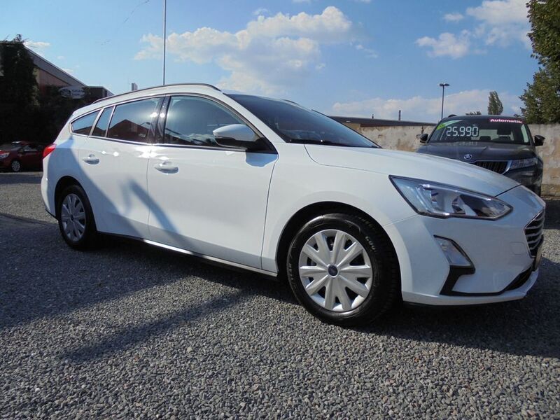 Gebraucht Ford Focus 101 PS (74 kW) 2018 Weiß Kombi