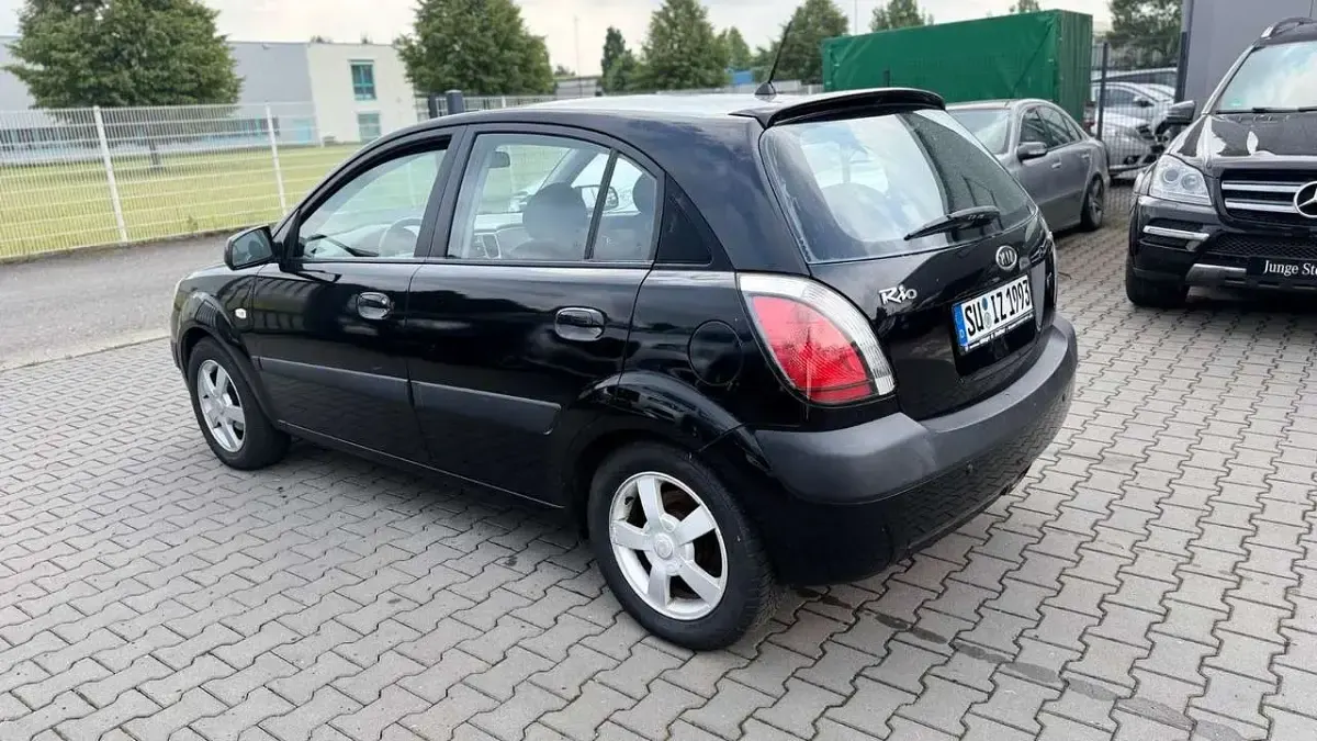 Gebraucht Kia Rio EX 110 PS (80 kW) 2006 Midnightblack Kleinwagen
