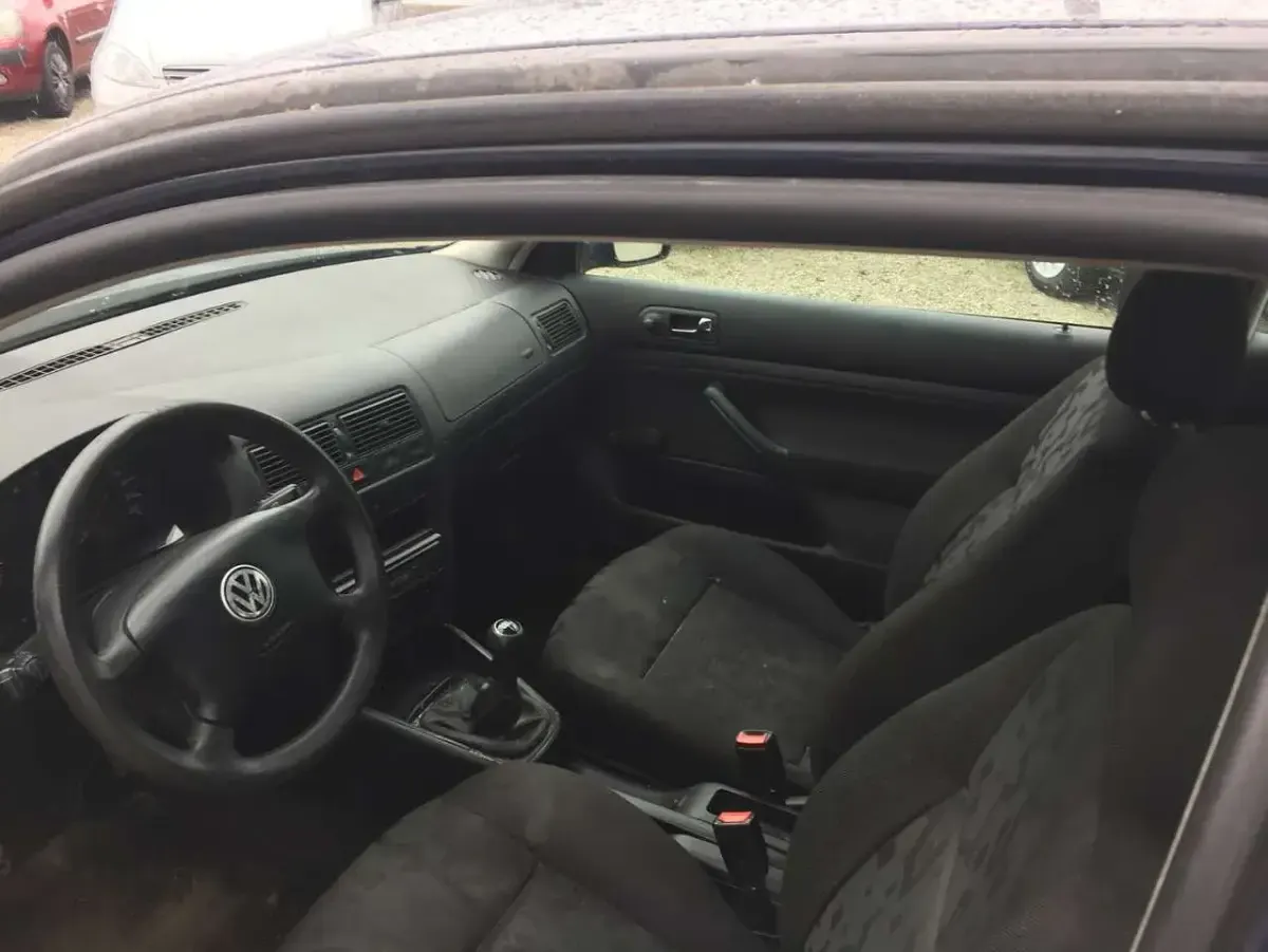 Gebraucht VW Golf IV 90 PS (66 kW) 2000 Blau Limousine
