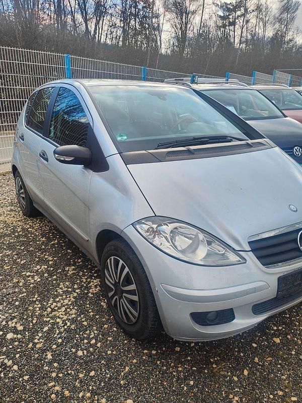 Silber Gebraucht 2005 Mercedes A150 Kleinwagen | 650 € (Teuer) - Bild 1/4