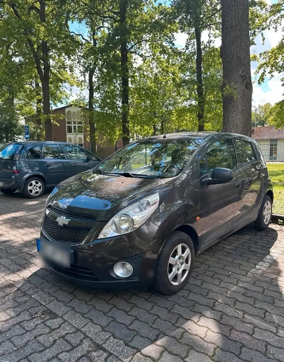 Gebraucht Chevrolet Spark 68 PS (50 kW) 2010 Grau Kleinwagen