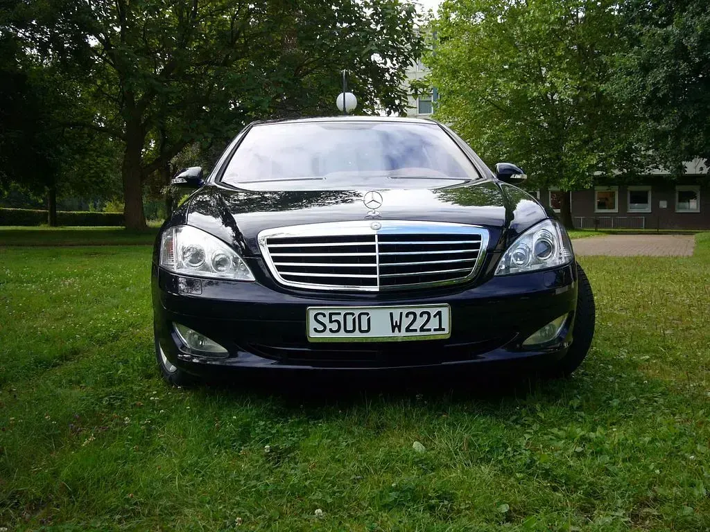 Gebraucht Mercedes S500 387 PS (284 kW) 2007 Blau Limousine