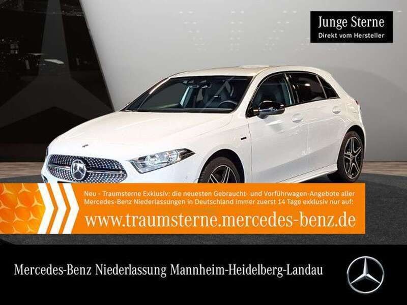 Weiß Gebraucht 2020 Mercedes A250 AMG Kleinwagen | 25.490 € (Fairer Preis) - Bild 1/3