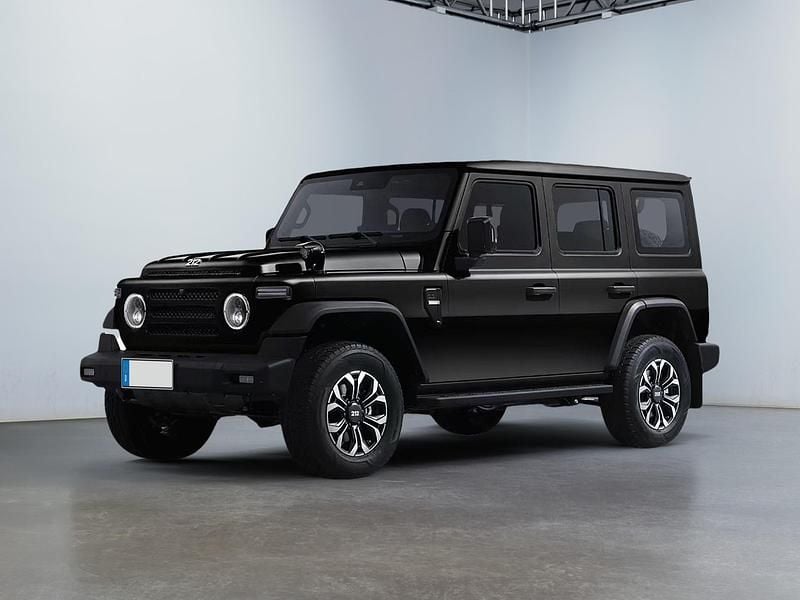 Neu BAW 212 166 PS (122 kW) 2025 Schwarz metallic SUV