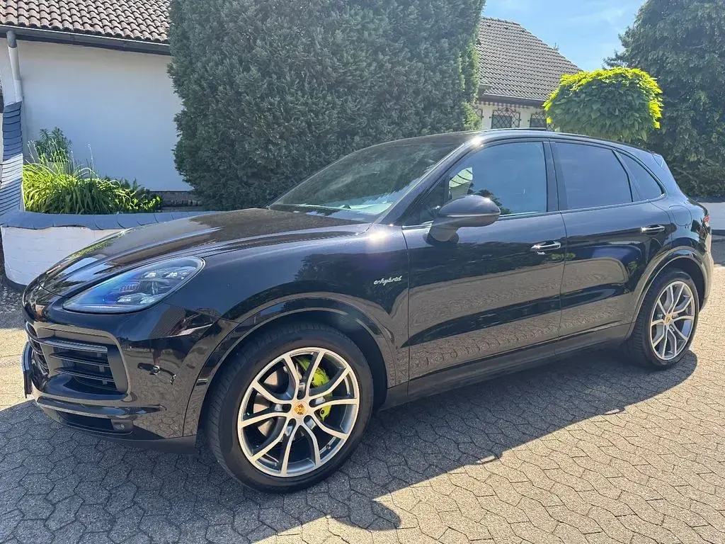 Gebraucht Porsche Cayenne 340 PS (250 kW) 2018 Tiefschwarzmetallic SUV