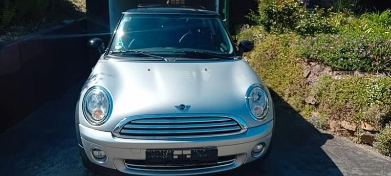 Silber Gebraucht 2007 Mini Cooper Kleinwagen | 6.500 € (Teuer) - Bild 1/4