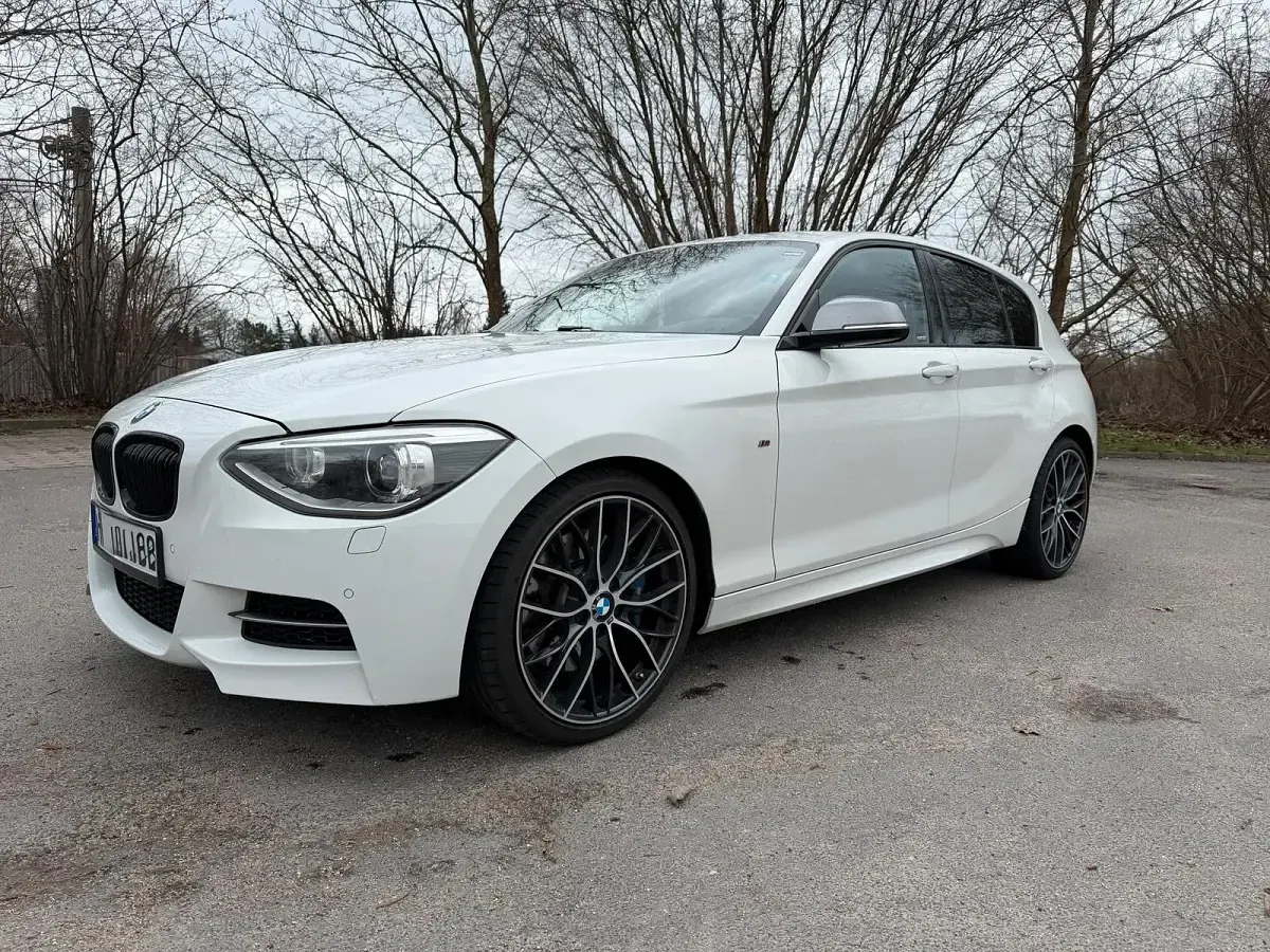 Käytetty BMW 135 320 HP (235 kW) 2014 Valkoinen Viistoperä