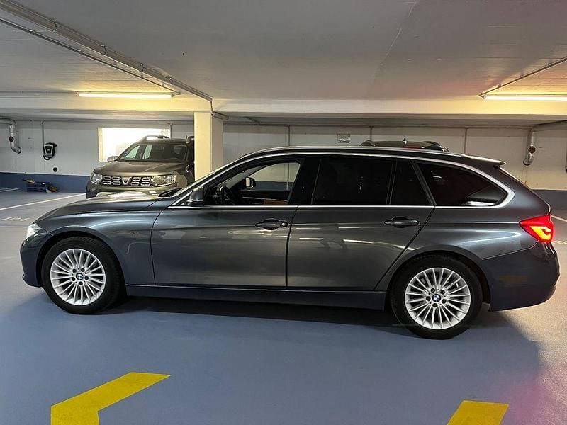 Gebraucht BMW 320 Luxury Line 190 PS (139 kW) 2018 Grau Kombi