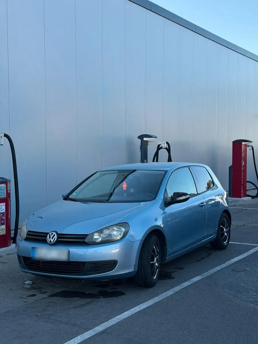 Gebraucht VW Golf 80 PS (58 kW) 2009 Blau Coupé