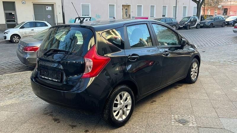 Gebraucht Nissan Note Acenta 80 PS (58 kW) 2014 Schwarz Kleinwagen