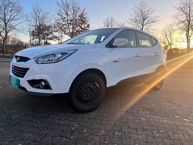 Gebraucht Hyundai ix35 135 PS (99 kW) 2015 Weiß SUV
