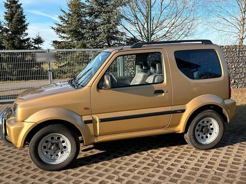 Gebraucht Suzuki Jimny 80 PS (58 kW) 1999 Gold SUV