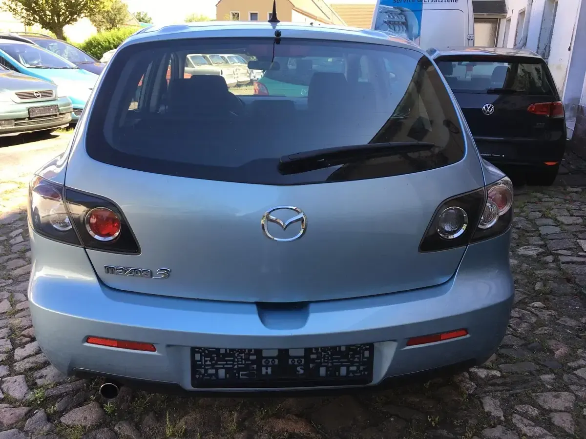 Gebraucht Mazda 3 105 PS (77 kW) 2007 Blau Kleinwagen