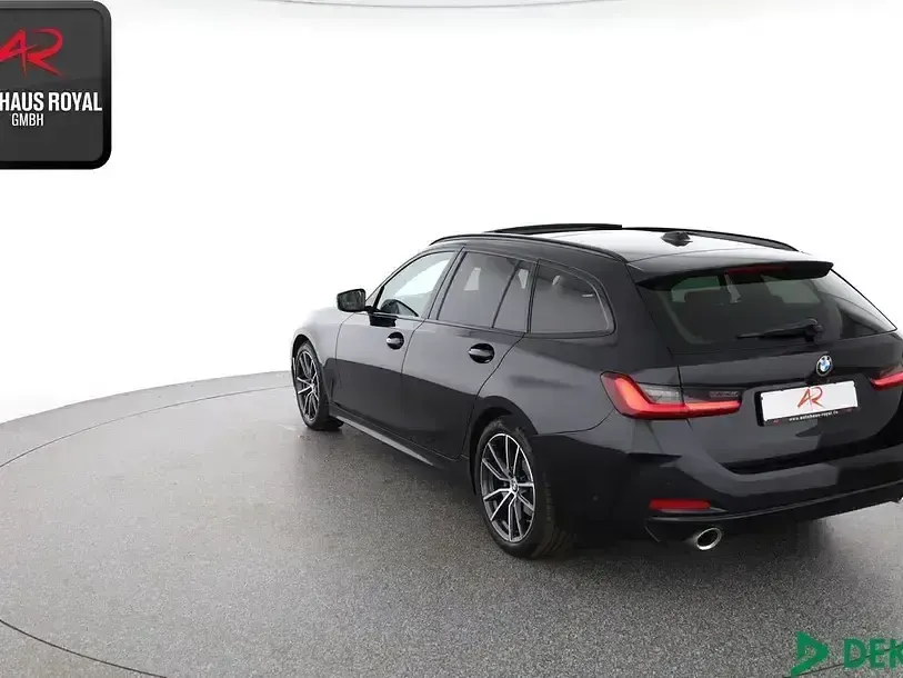 Używany BMW 320 Shadowline 190 KM (139 kW) 2022 Czarny Kombi