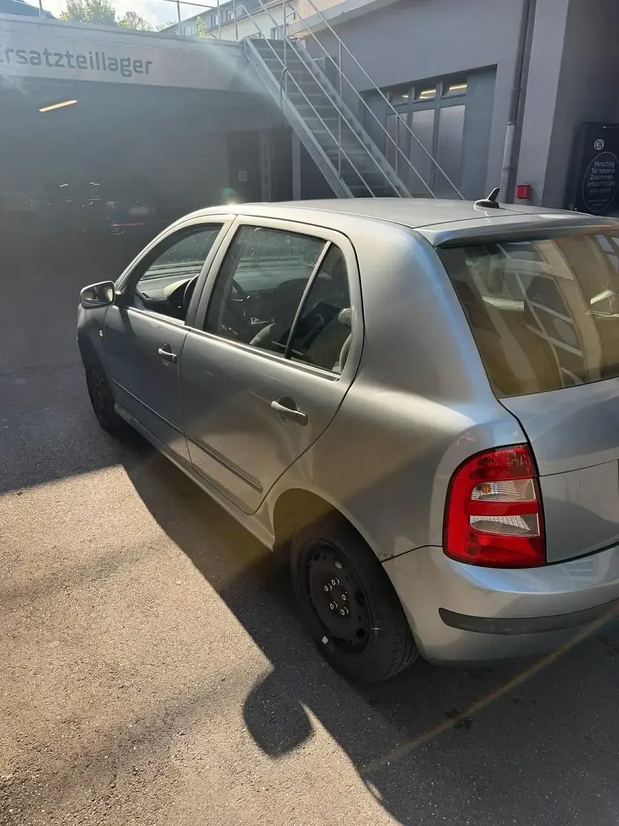 Gebraucht Skoda Fabia 100 PS (73 kW) 2004 Grau Kleinwagen