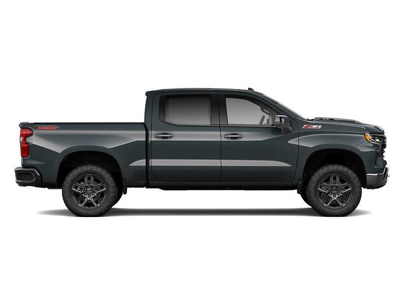 Neu Chevrolet Silverado LT 426 PS (313 kW) 2026 Cypress grey SUV