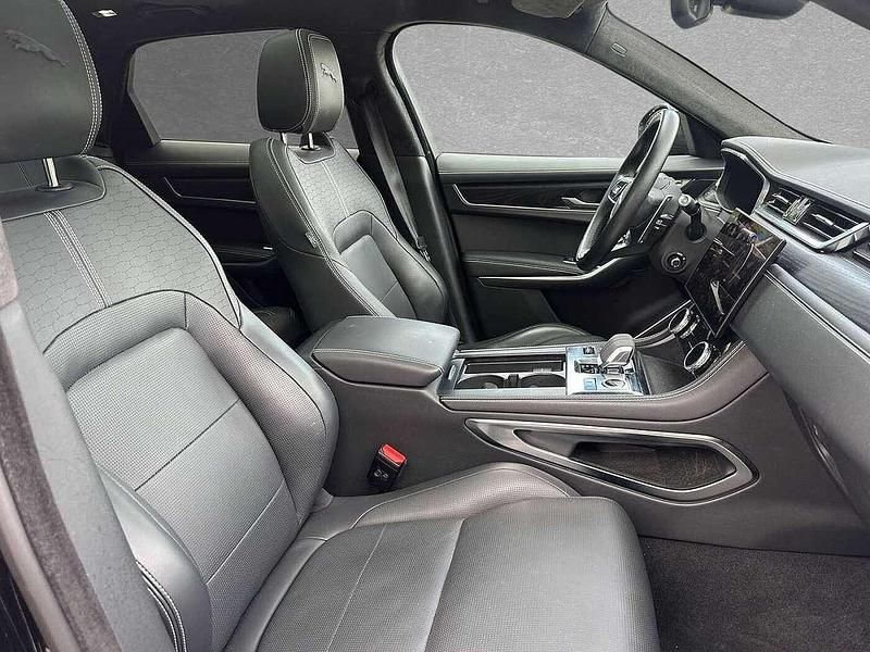 Gebraucht Jaguar F-Pace R-Dynamic 304 PS (223 kW) 2021 Schwarz (santorini black) SUV