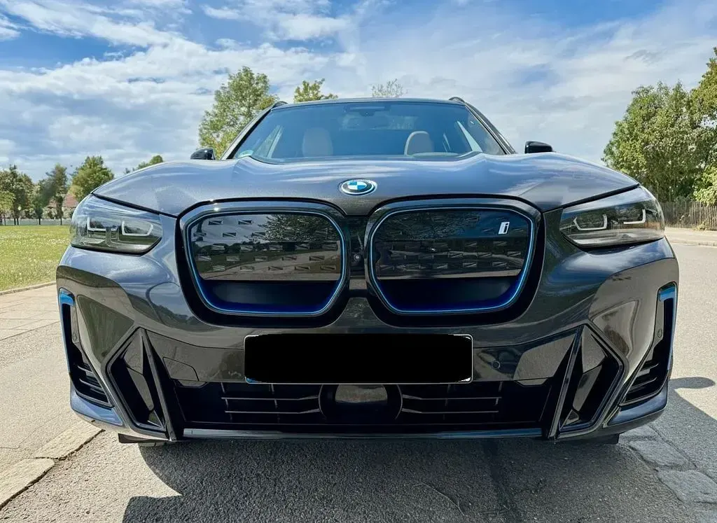 Gebraucht BMW iX3 Shadowline 210 kW (286 PS) 2022 Grau SUV