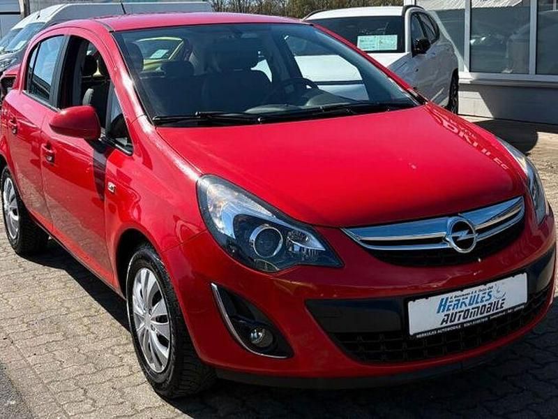 Gebraucht Opel Corsa Innovation 118 PS (86 kW) 2011 Rot Kleinwagen