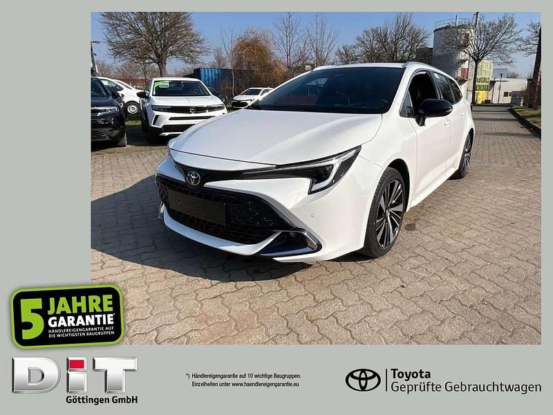 Neu Toyota Corolla 178 PS (130 kW) 2026 Schneeweiß Kombi