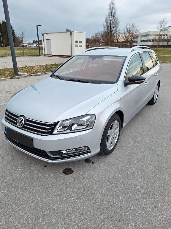 Gebraucht VW Passat Edition 140 PS (102 kW) 2014 Silber Kombi