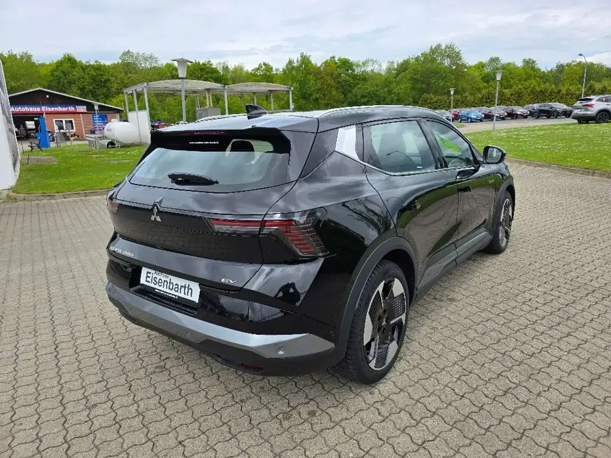 Neu Mitsubishi Eclipse Diamant Edition 160 kW (218 PS) 2026 Schwarz SUV