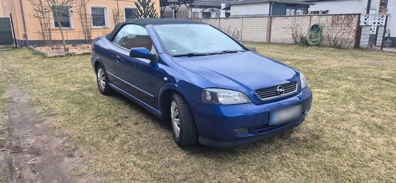 Gebraucht Opel Astra Cabriolet Edition 125 PS (91 kW) 2003 Blau Cabrio