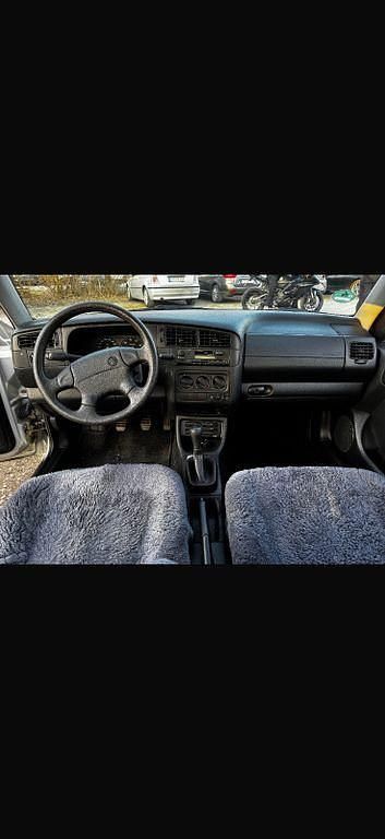 Gebraucht VW Golf III 75 PS (55 kW) 1995 Silber Limousine