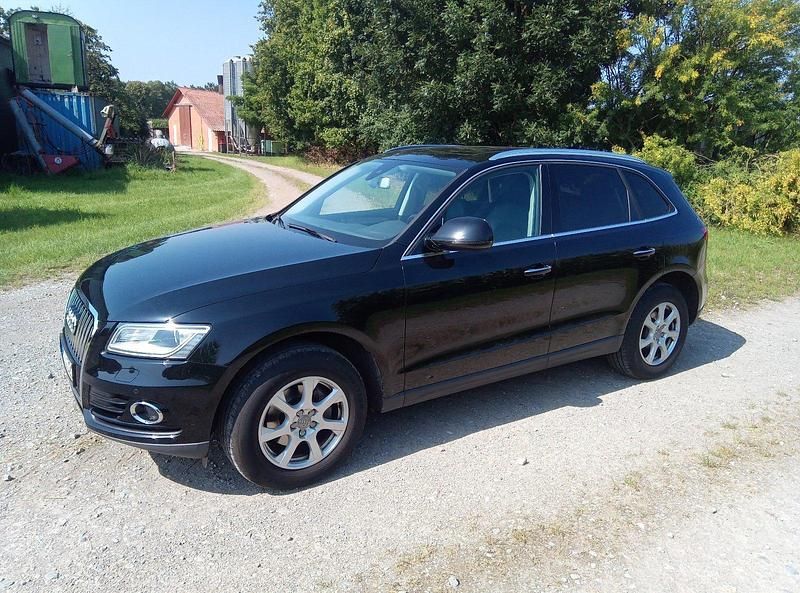 Gebraucht Audi Q5 163 PS (119 kW) 2014 Schwarz SUV