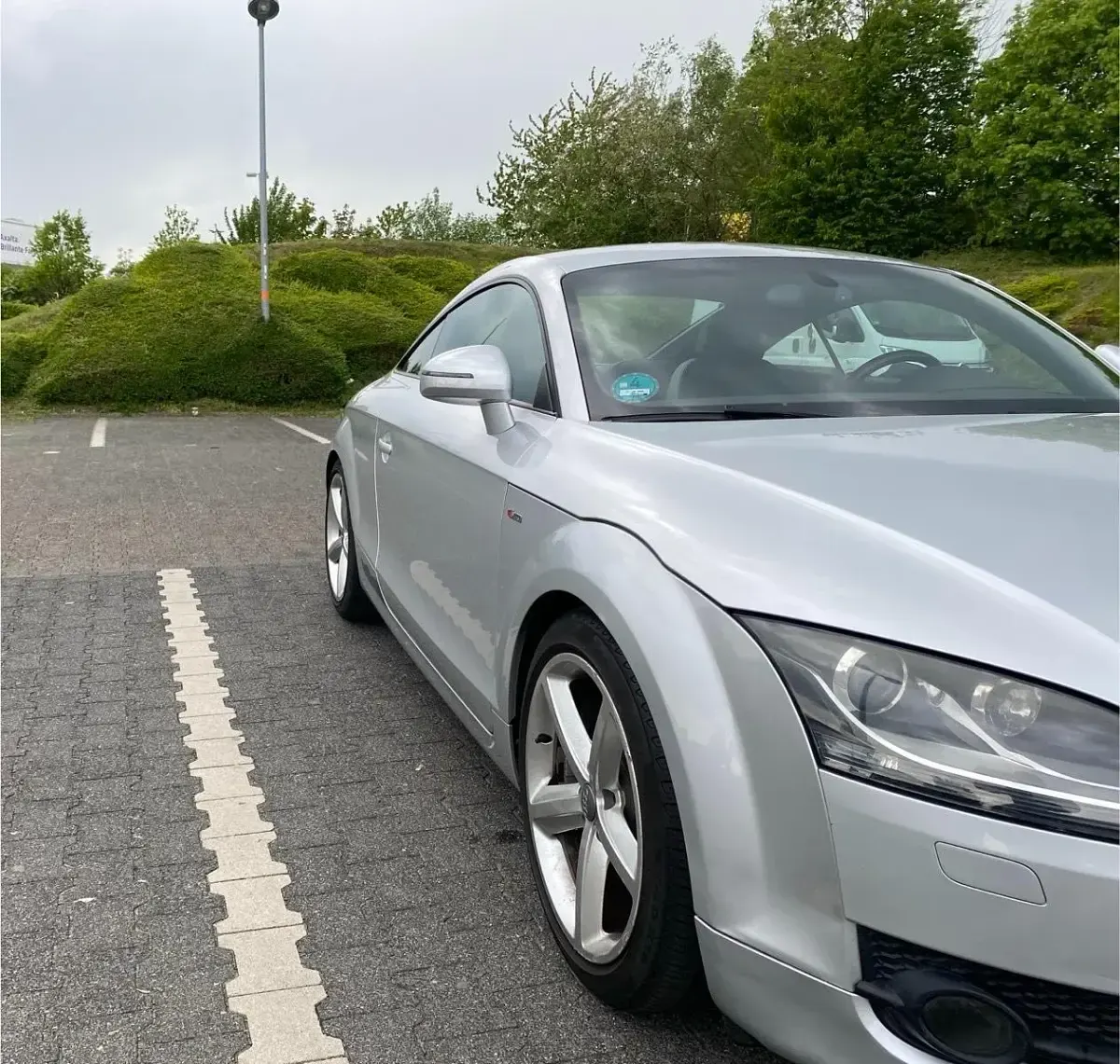 Second-hand Audi TT S-Line 200 CP (147 kW) 2010 Argintiu Coupe
