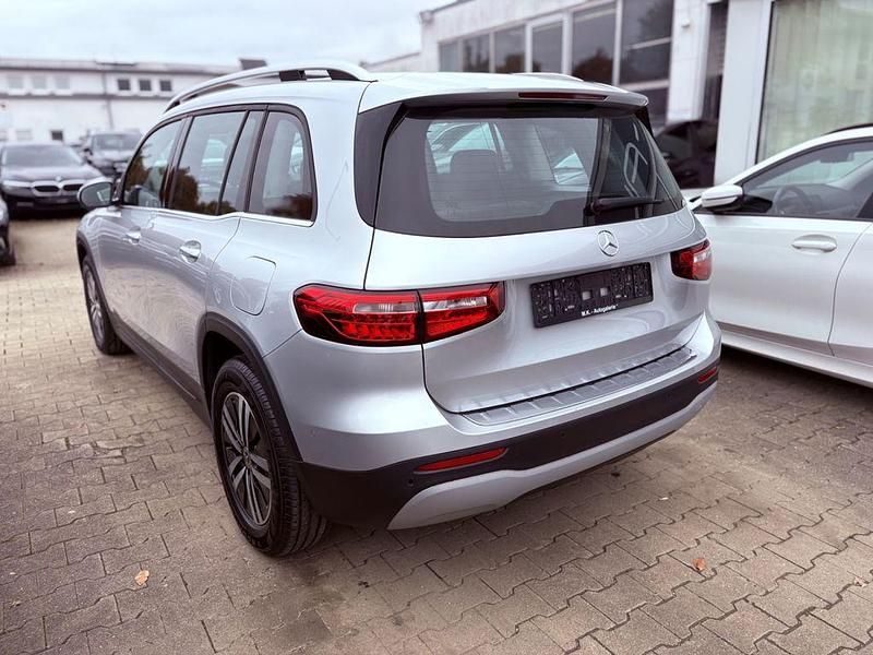 Gebraucht Mercedes GLB200 163 PS (119 kW) 2020 Silber SUV