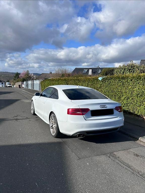 Gebraucht Audi A5 S-Line 179 PS (131 kW) 2011 Weiß Coupé