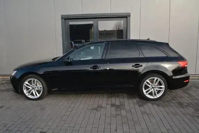 Gebraucht Audi A4 S-Line 190 PS (139 kW) 2018 Schwarz Kombi