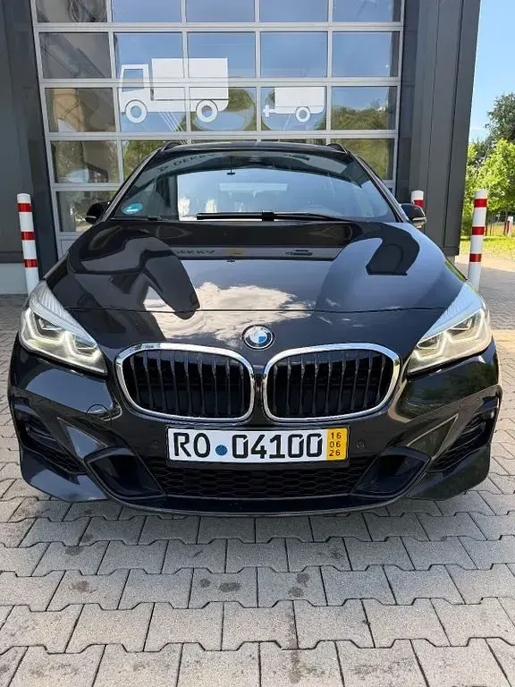 Gebraucht BMW 218 Active Tourer M Sport 150 PS (110 kW) 2021 Schwarz Van / Kleinbus